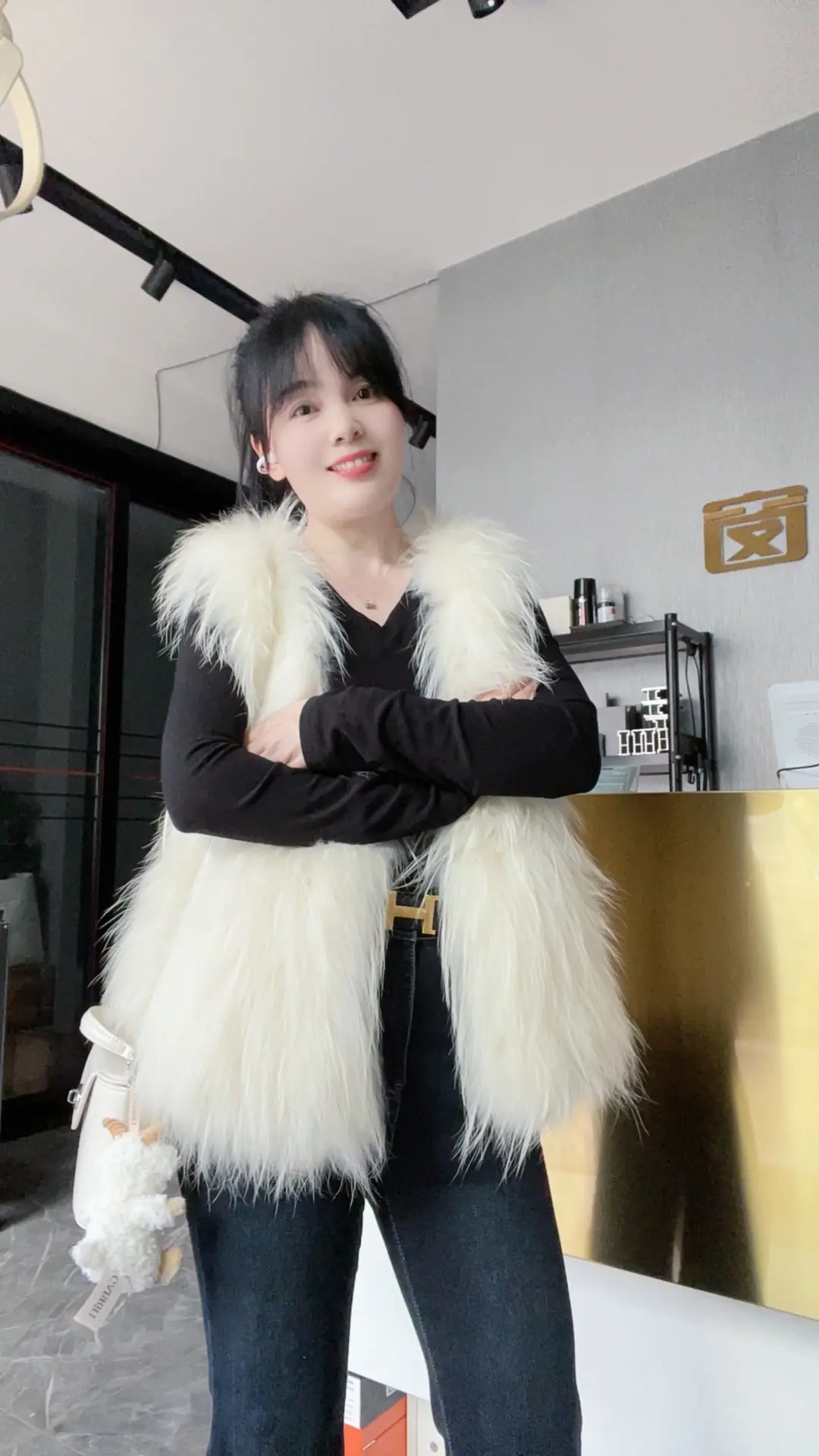 每天穿不同的衣服，不是为了取悦任何人。每件衣服都精致又合身，这就是美哒...