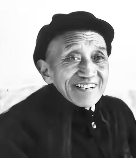 1952年，朝鲜深山，吴成德本来能骑马溜走，偏回头抱住一堆抬不动的伤员，把马宰了