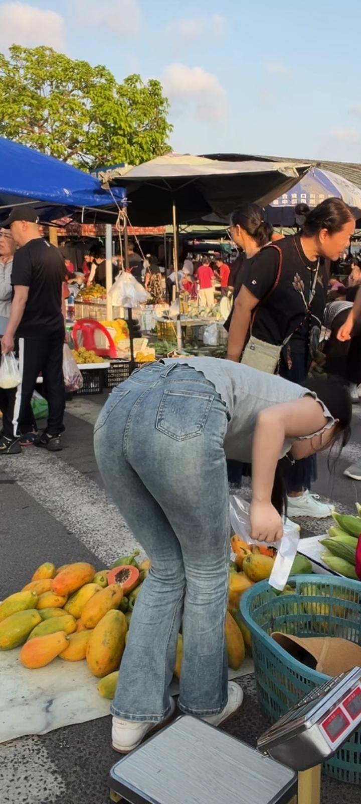 记录我的2026成年人的世界，连崩溃都要选好时间，擦干眼泪，还要装作若无其事的样