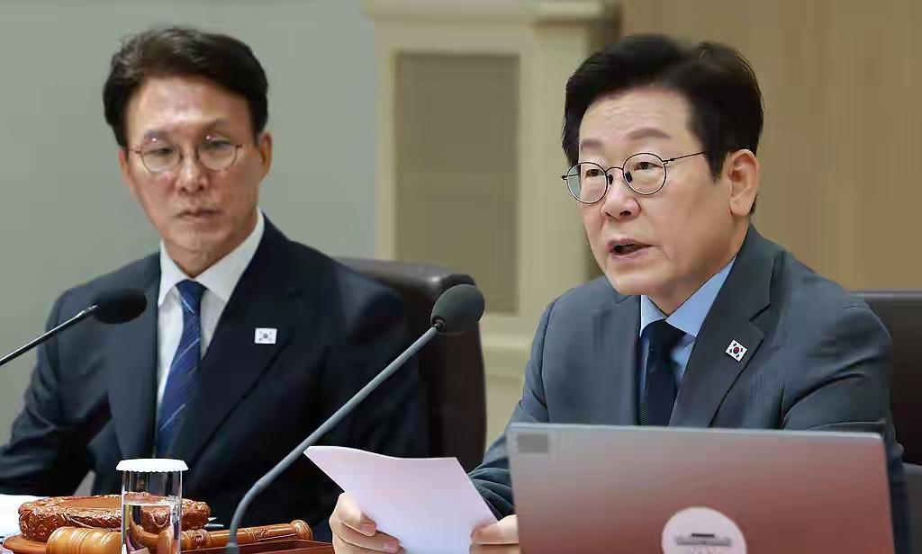 李在明害怕了！见讨好美国没有成效后，立马转向想讨好中国，决定从反对韩国内反华