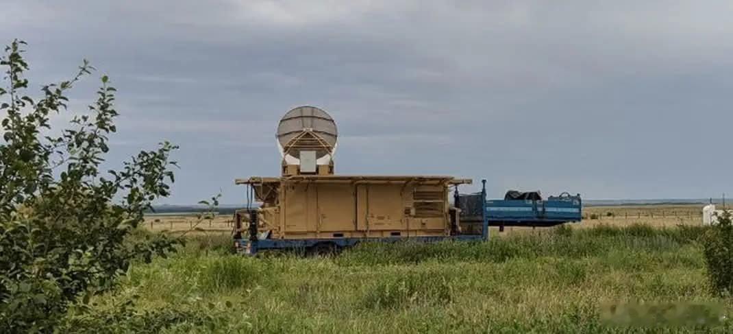 负责国防科研创新的乌克兰Brave1组织称，乌克兰正在测试多种国产微波武器样品，