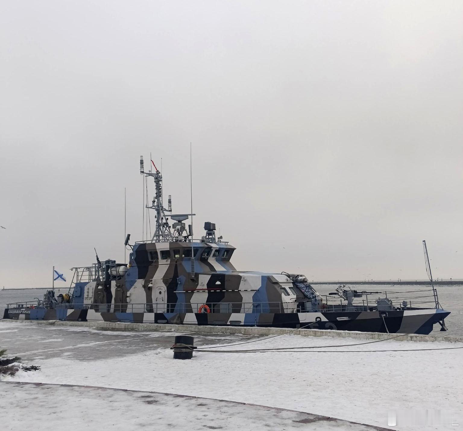 俄海军652“弗拉基米尔·诺索夫”号反破坏警戒艇近日停泊在波罗的斯克。此艇为21