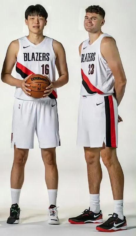 相差甚远！今日杨瀚森和克林根根本不在一个级别！！克林根：本场出战34分钟，投