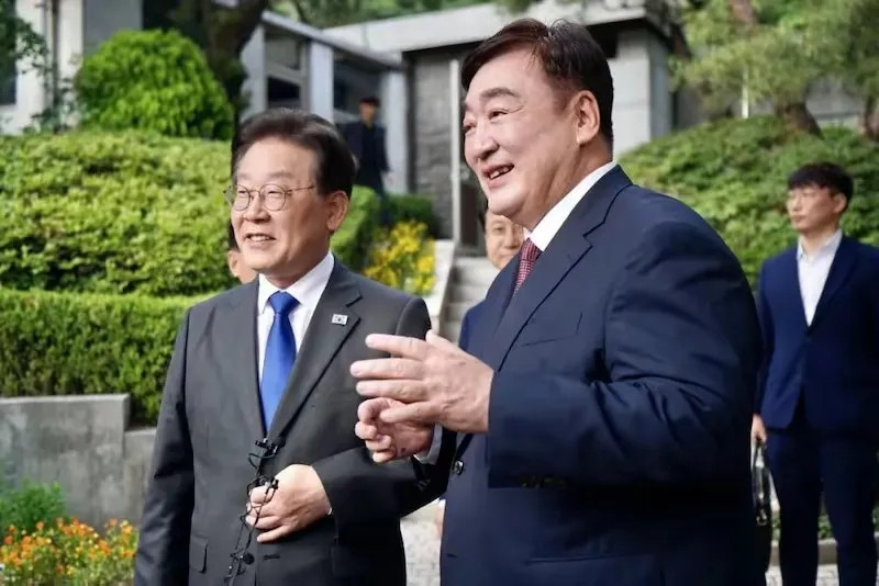 真是想不到，韩国新总统李在明上任之后不到5小时，中国方面就和他建立了友好的关系，