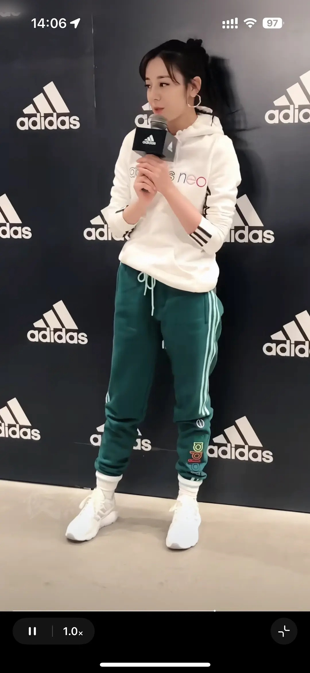 迪丽热巴这是什么穿搭