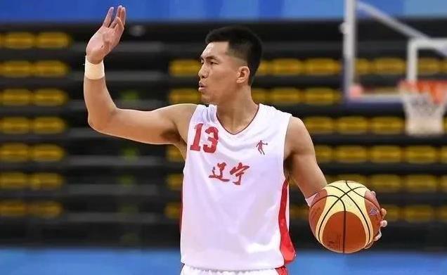 辽宁男篮全运会成人组大名单公布，恕我不理解，大名单为什么没有郭艾伦？真的是泼出去