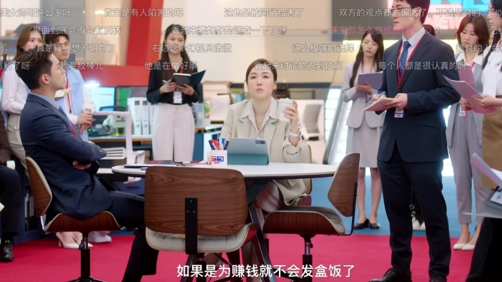 哥的身材比例有点虐啊长得挺帅的，全身出来有点逗