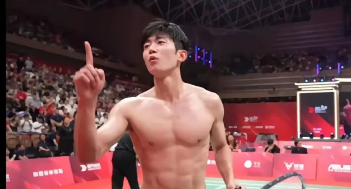 体育精神不分国界欣赏一个人的心美也是赞美一个人的帅更是他是韩国羽毛球