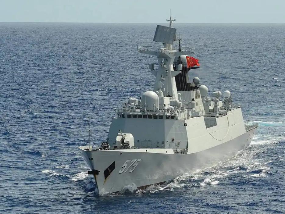 为什么没有国家买052D？因为就算中国白送，大多数国家都不敢要，因为养不起！ 