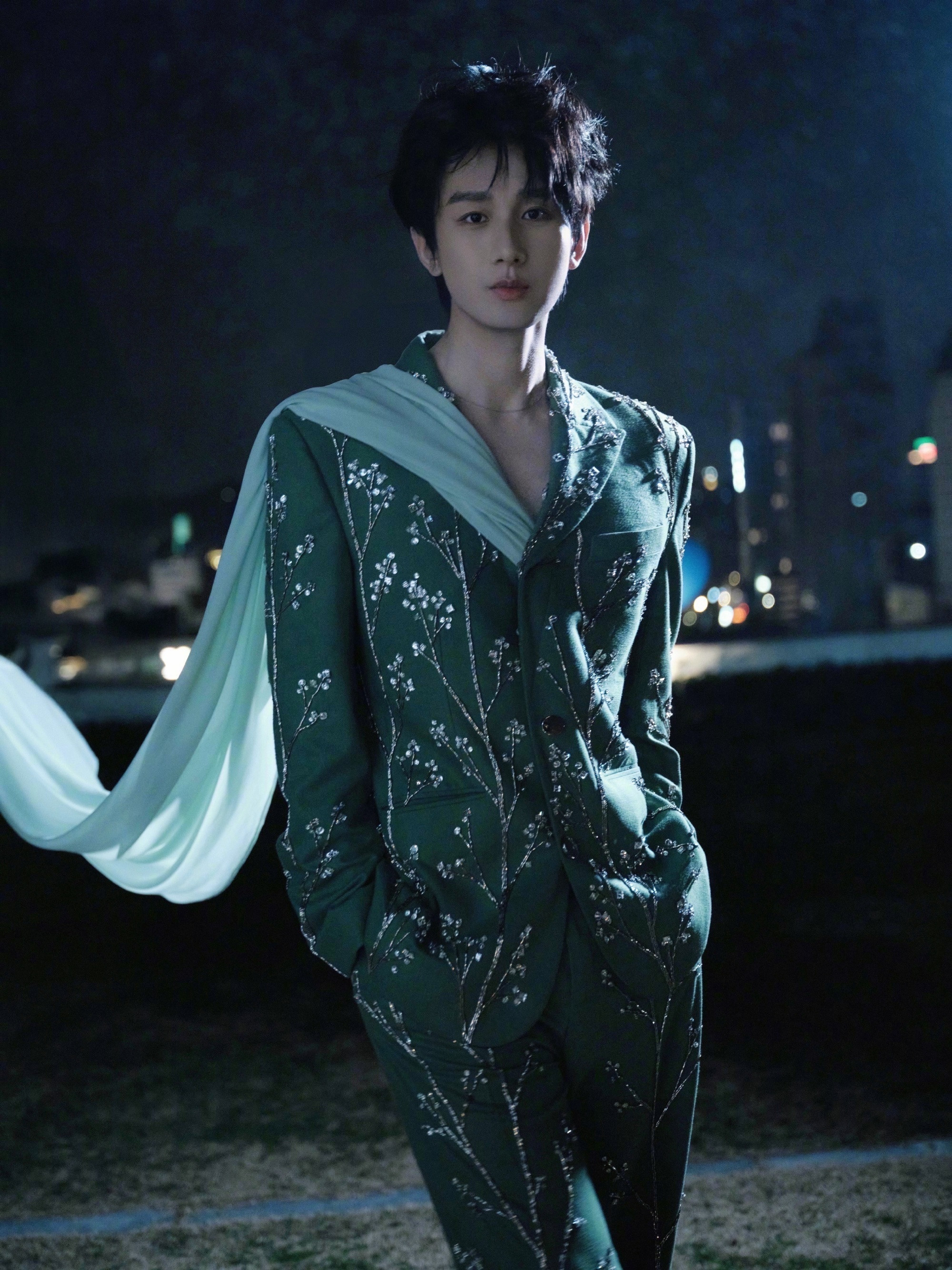 成毅×元旦写真大片🎆📸风格大赏