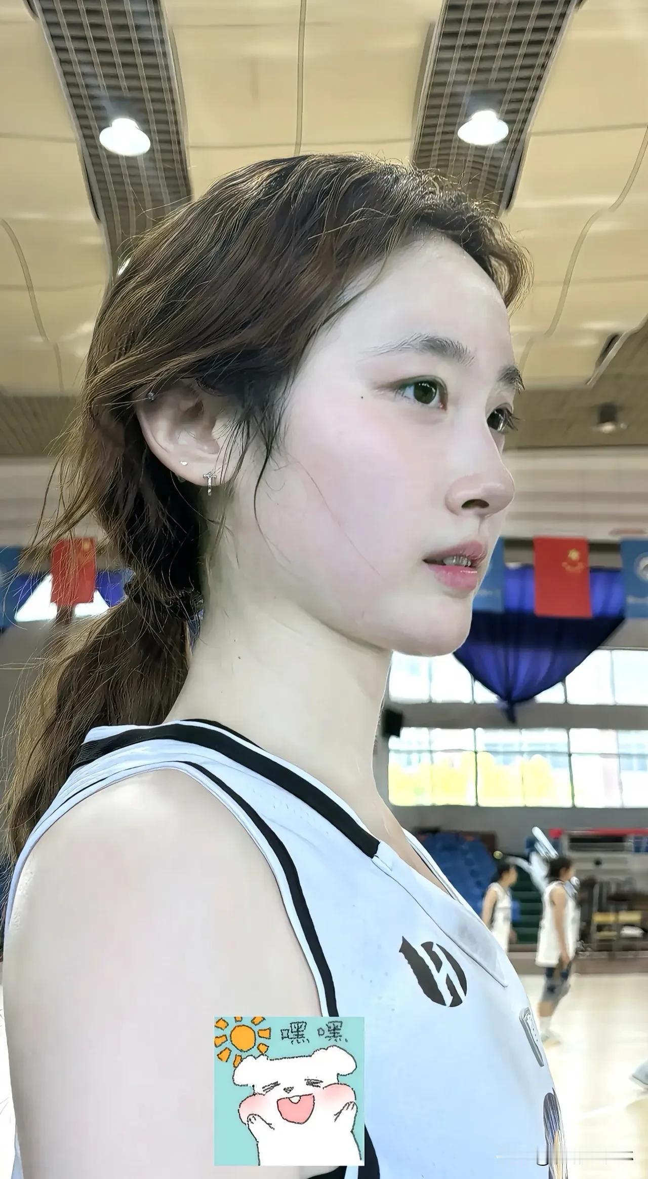 谁说女生只能柔美？运动让人更自信，更闪耀！