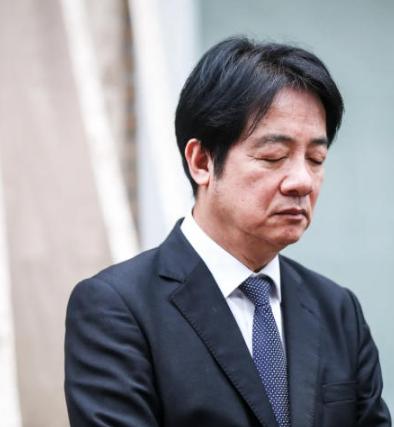 终于扛不住了？被大陆“蟒蛇战略”缠得喘不过气，赖清德彻底急了。当天就下令台当