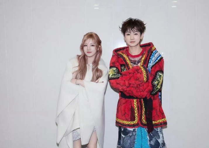 这是什么神仙同框！汪苏泷的温柔遇上宋雨琦的灵动，化学反应绝了，已经开始dream