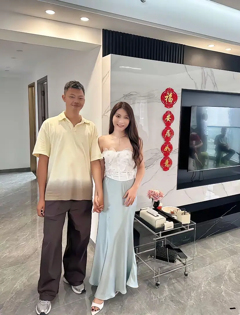 男人不需要太帅，有担当有房就行。