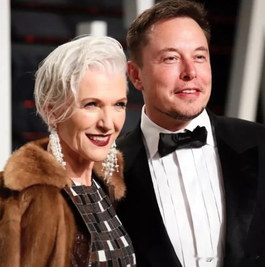 世界首富马斯克的母亲梅耶，在社交媒体上公然表态：中国在公路、隧道、建筑、基础设施
