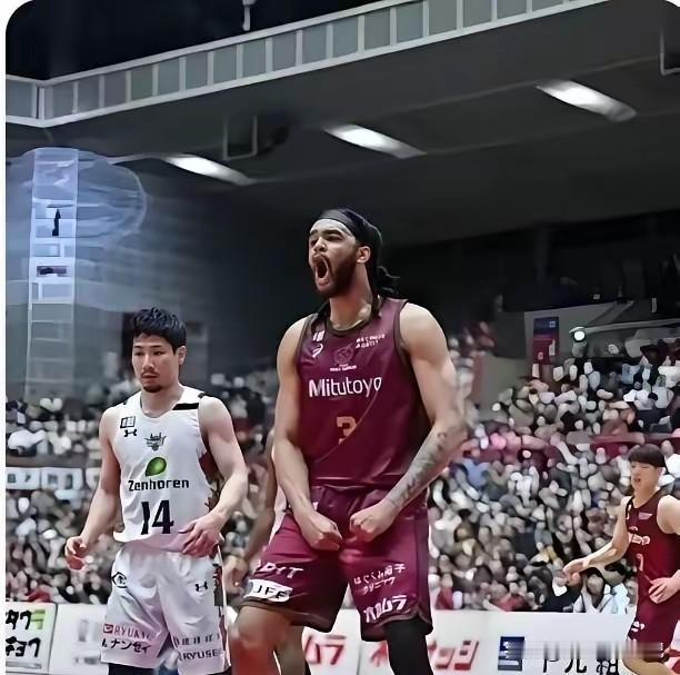 琼斯终于抵达济南了！今天山东男篮传来最新消息，第四外援琼斯已经顺利抵达济南跟球