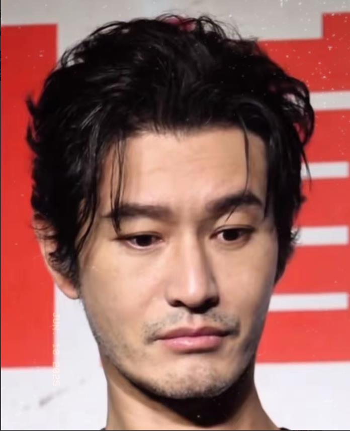 黄晓明心里可能有点堵。他大概没料到，认真备考上戏博士，结果名单出来没有他名字
