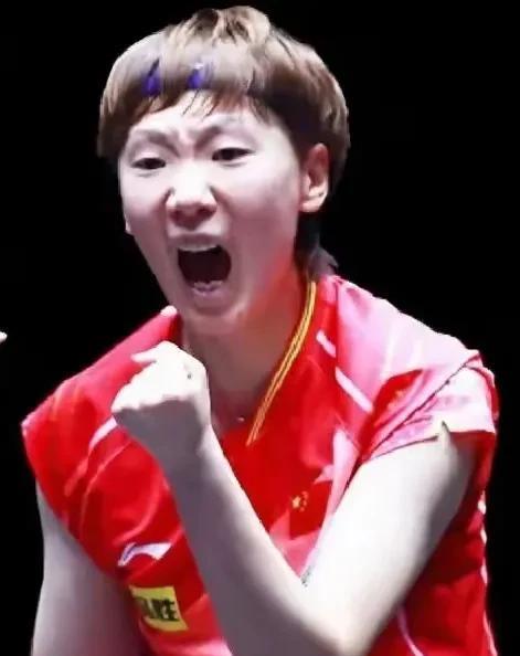 女单今天全体抗日，四场比赛打完三场，孙颖莎4-1顺利晋级，陈幸同4-0抗日