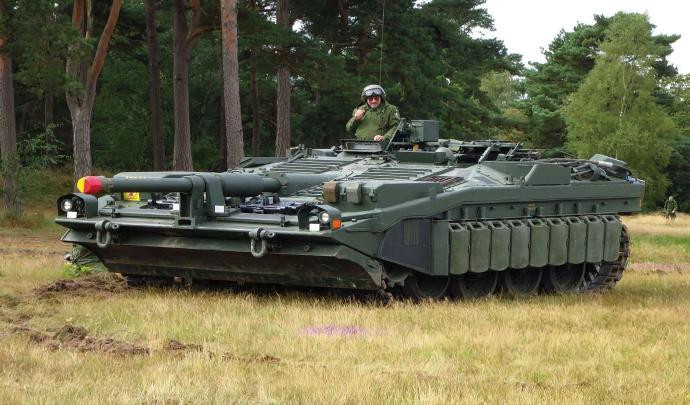 每天认识一件兵器瑞典S型主战坦克S型坦克是瑞典陆军兵器局于20世纪50年代打破