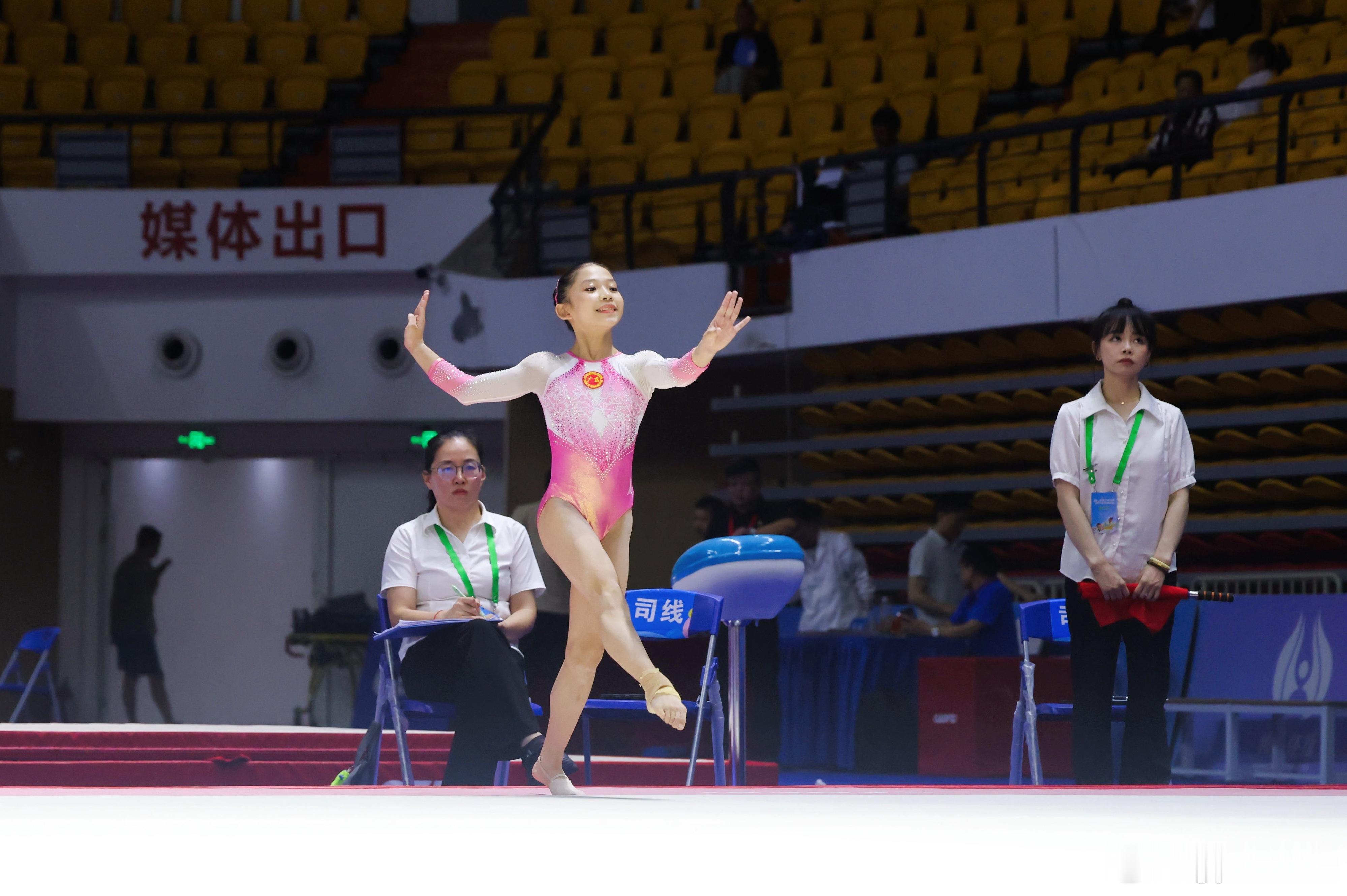 体操肖锦雯全少U12组自由体操并列冠军🥇平衡木季军🥉