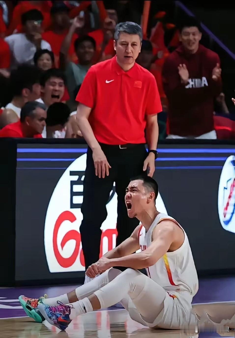 郭仕强进退两难！男篮世预赛，中国男篮两负韩国小组赛出线不容乐观，国家队选材引