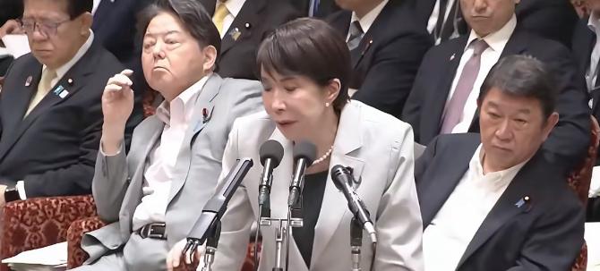 笑死了！高市早苗拒绝回应质询，理由：是不想花钱开会员6月3日，日本国会里在野