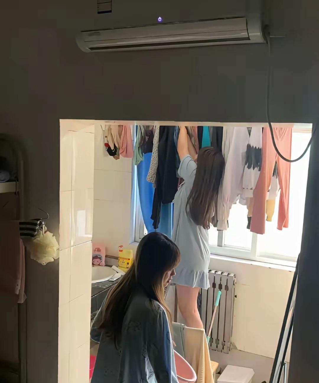 苹果手机从此以后不会再买，现在正在用的这部，是最后一部，立此为据！今天是202
