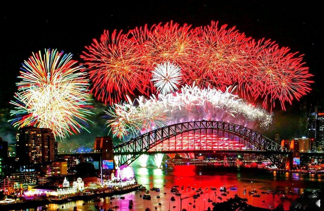 跨年活动纷纷喊停，看似没了热闹，实则藏着城市的暖心2025跨年夜，太原好多景区