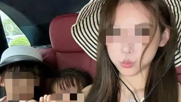 女主播隐瞒已婚事实诱导粉丝大额打赏事件曝光女主播被起诉诈骗2500万背后，越界的暧昧经济。一名百万粉