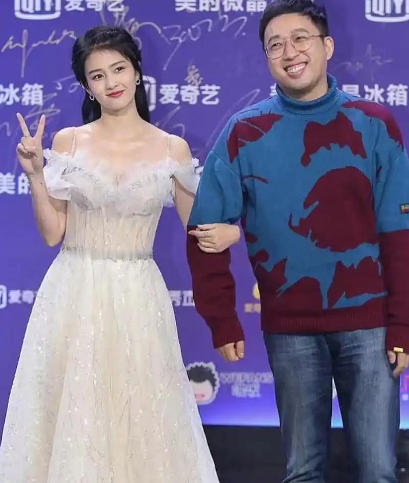 白鹿官宣和欢娱到期不续后，于正发文说：“以前每次有演员到期不续，我都会难过很久，