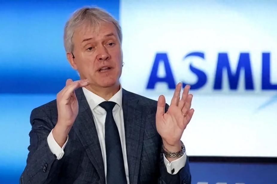 美利坚：绝不允许，使用美国技术的光刻机，卖给中国。中国：绝不允许，使用中国稀土的