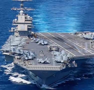 美国航母成了世界笑话！​​谁都没想到，逼疯美国“福特号”航母上4600名水兵的