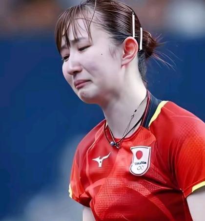 早田希娜赛后痛哭：我一局都没拿下来2026伦敦世乒赛女团决赛中国女团3-2