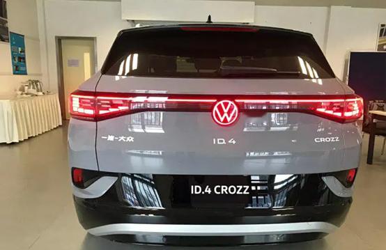 一汽大众这波新能源操作太圈粉！2025款ID.4CROZZ正式上市，起售价才14