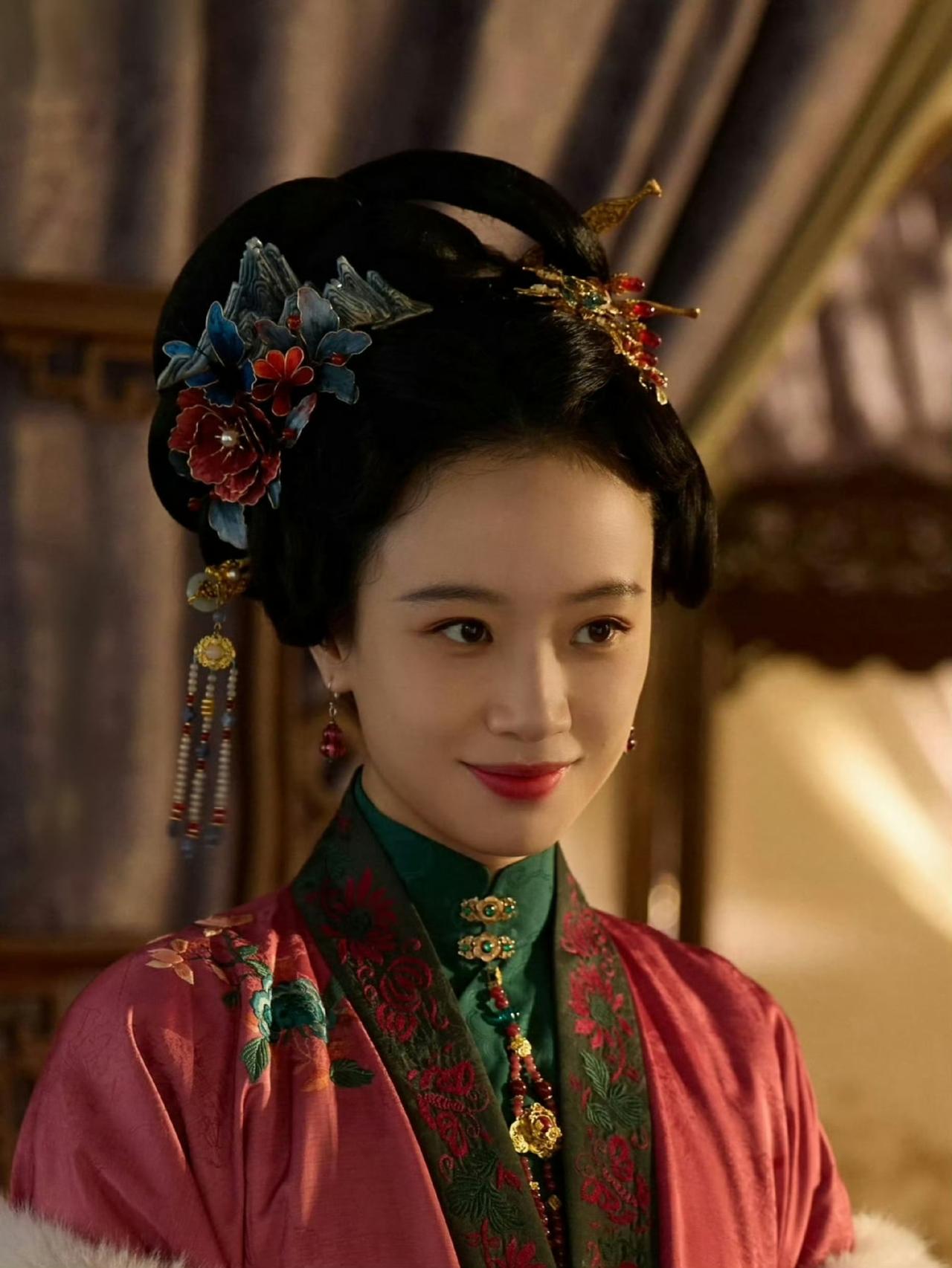 《兰香如故》李梦离开林府后，剧情越来越无聊。谭松韵的通稿却满天飞，说她跟