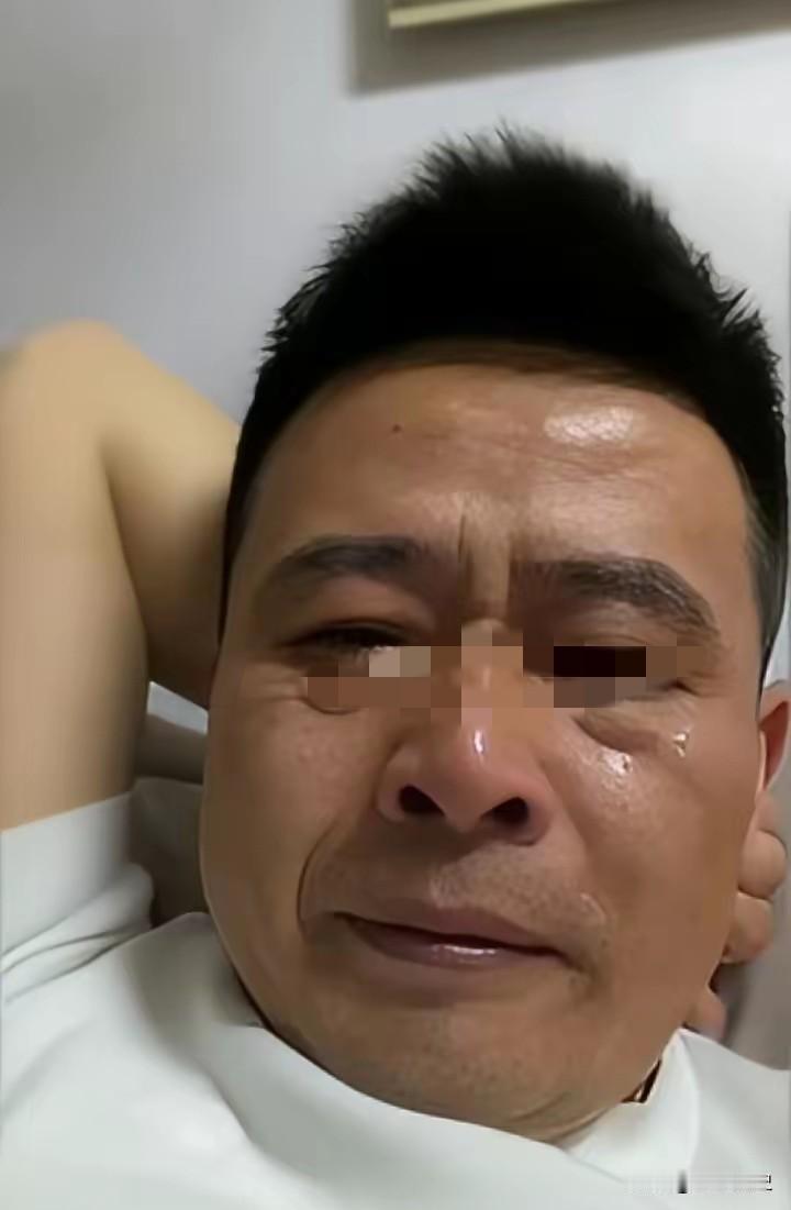 今天真的彻底绷不住，一个人偷偷大哭了一场，心里又委屈又心酸！​​我女儿今年整整