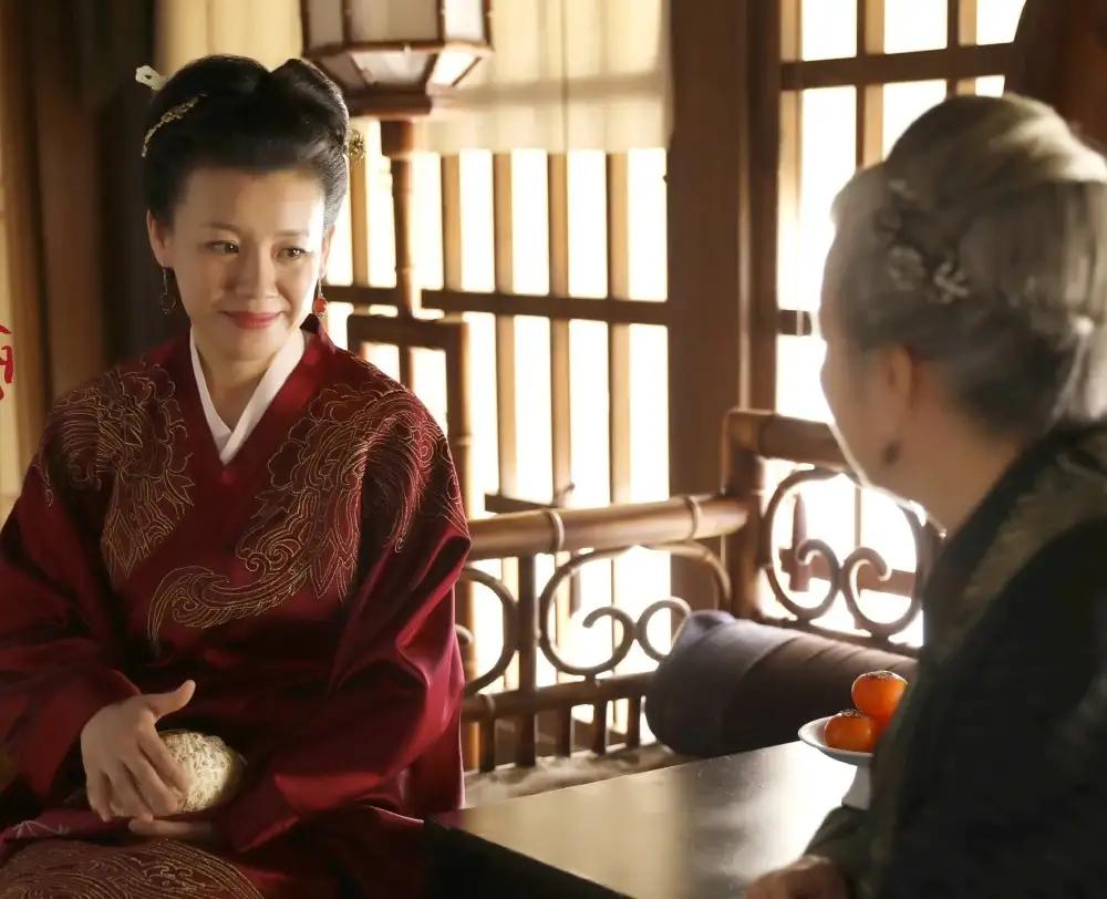 上联“想孙子，盼孙子，有了孙子是孙子”。民间流传不少质朴通俗的生活对联，无需