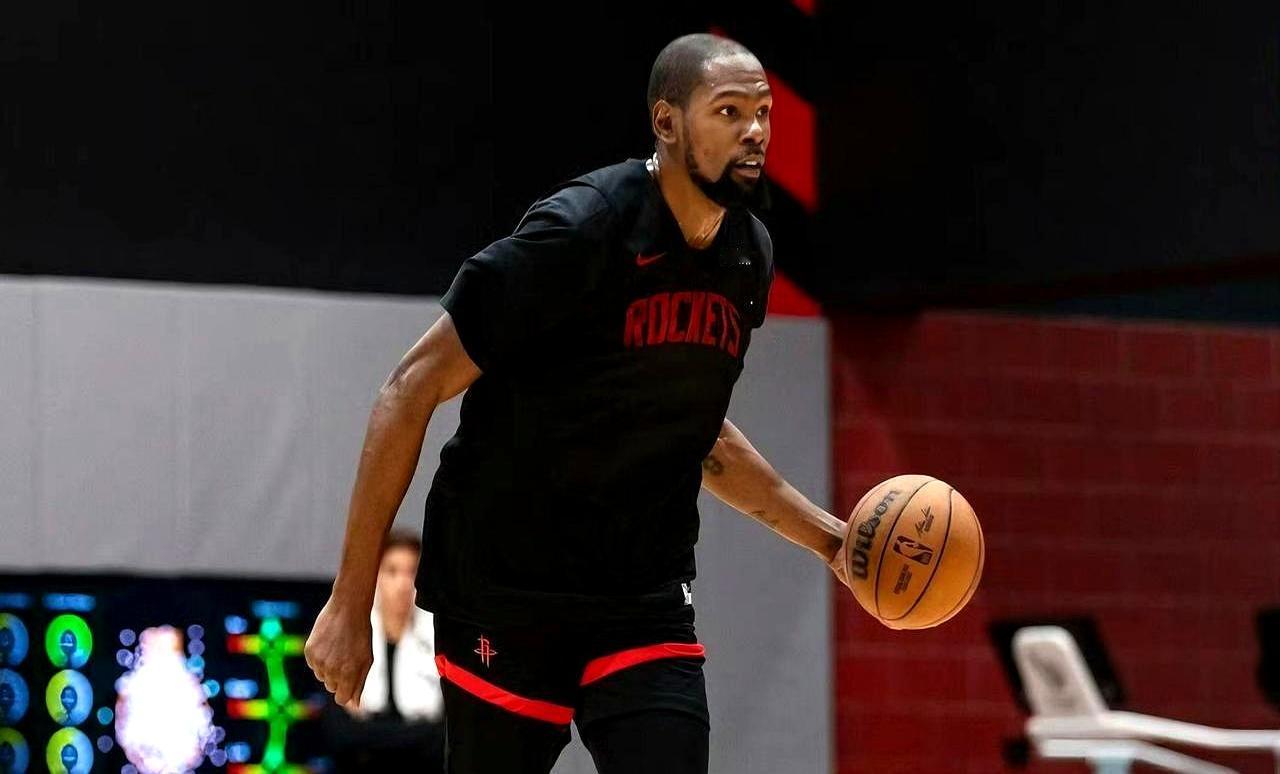 信息整合报告：火箭队霍乐迪与谢波德的球员发展分析霍乐迪在NBA混了7