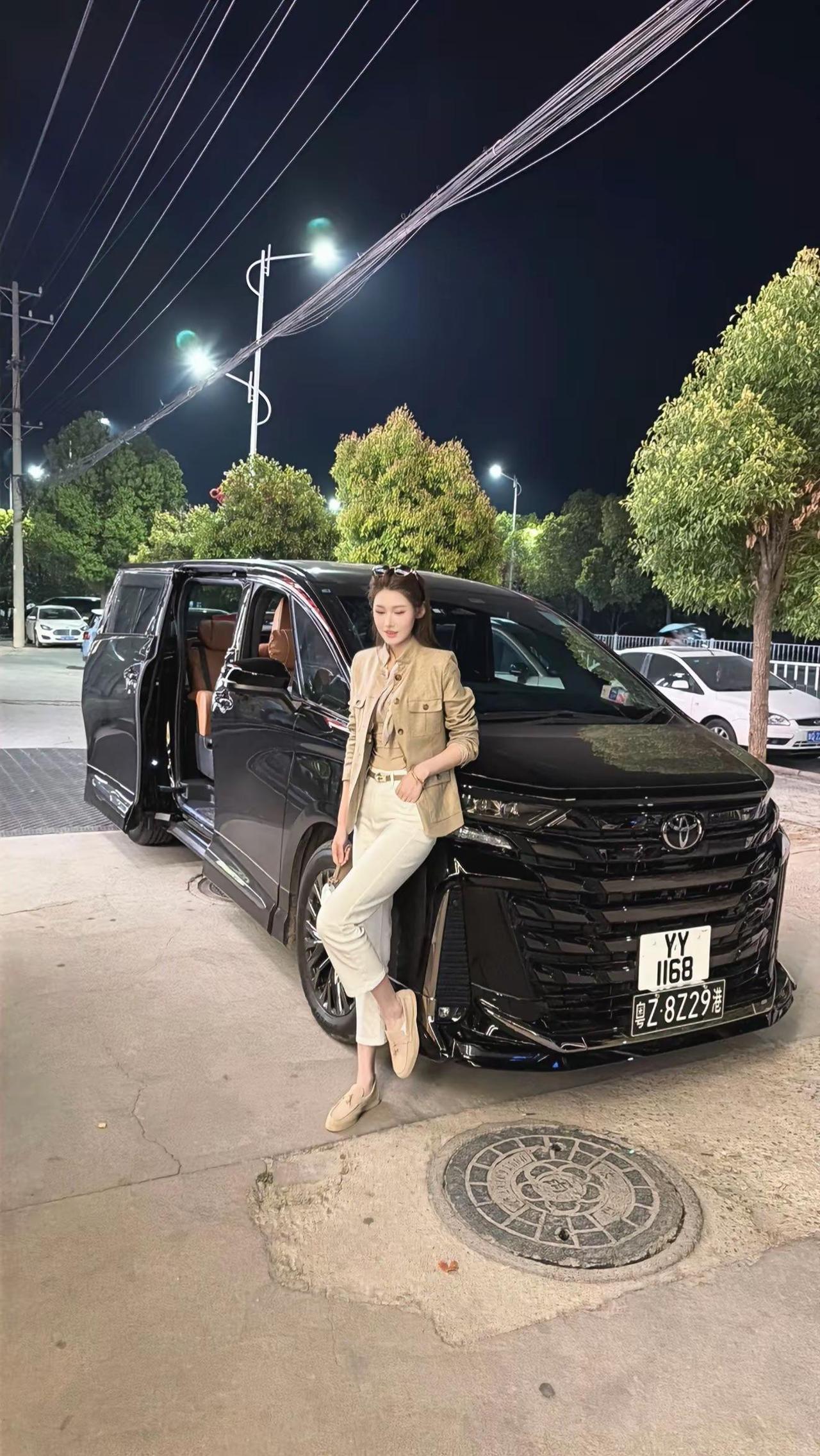 绝对的气质永远大于美貌