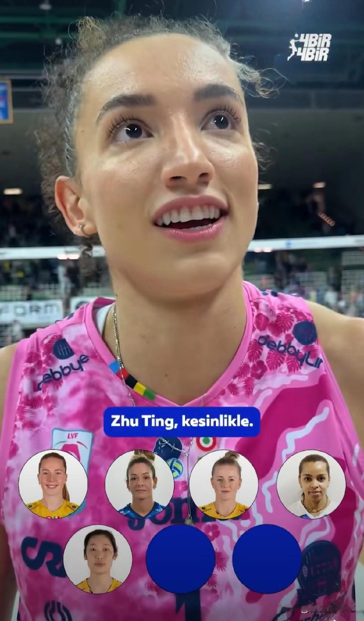 加比真是朱婷的好姐妹[呲牙笑]此前媒体让加比选择心中的梦之队阵容，提起主攻时，她