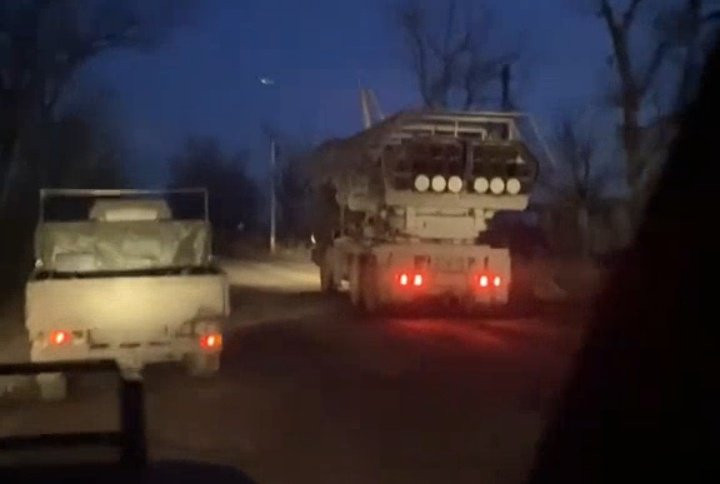 烽火问鼎计划俄军的主体240火箭炮