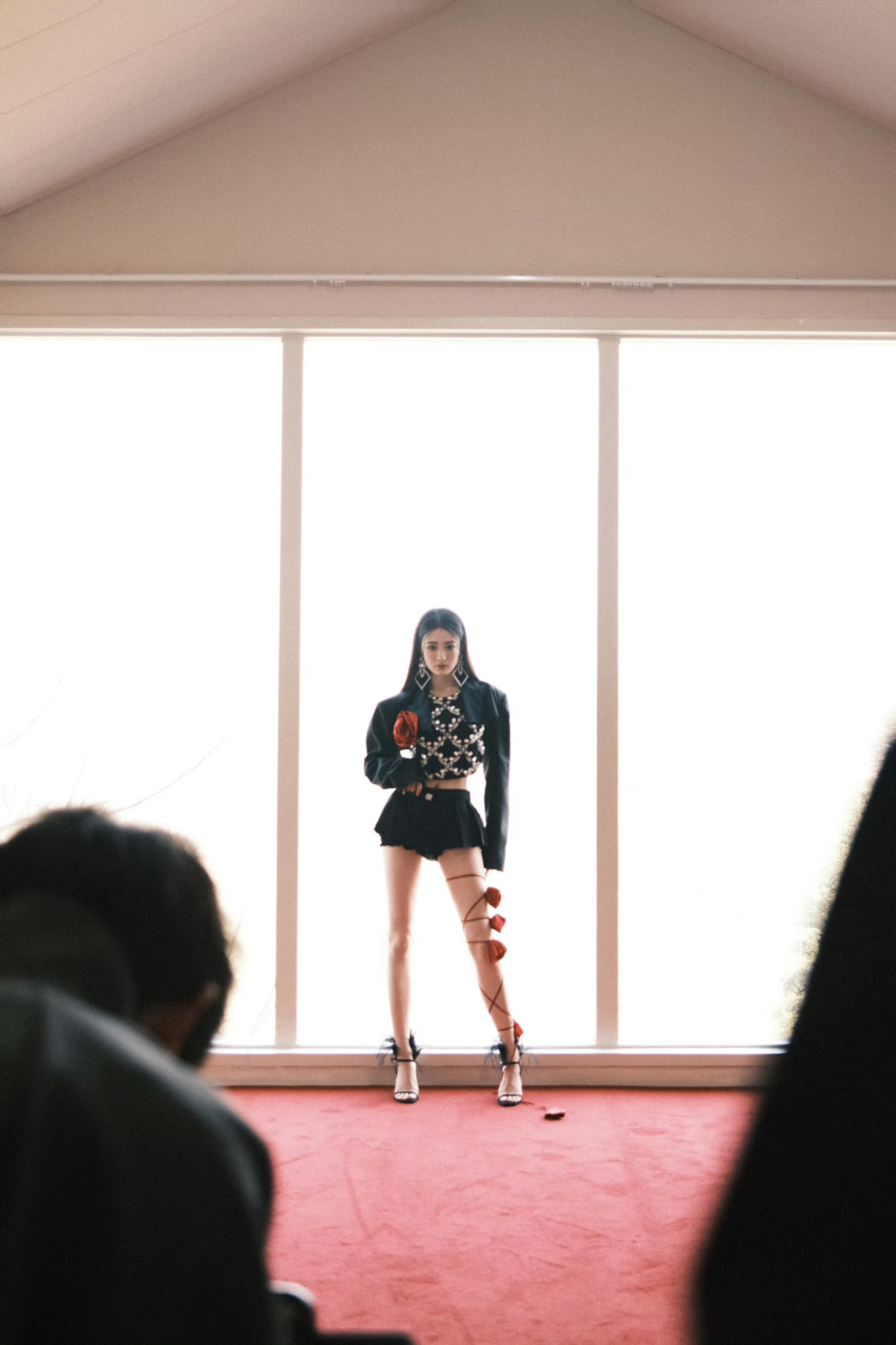 徐璐杂志大片腿精本精