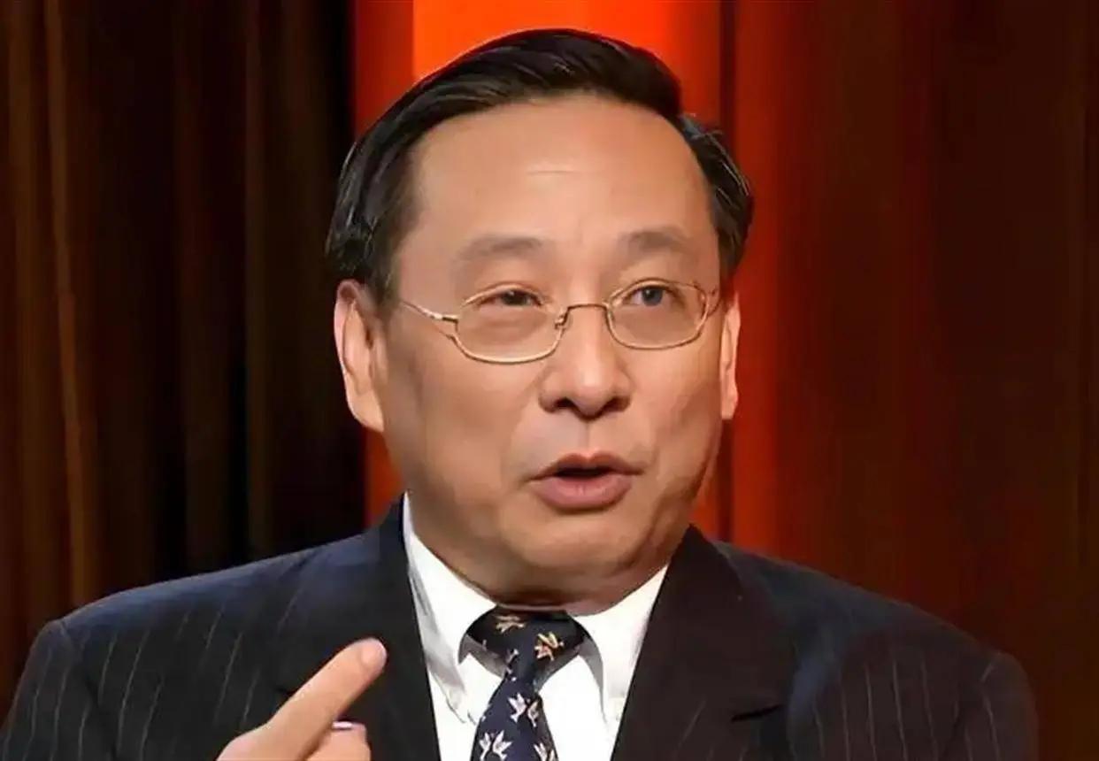 高志凯抛出了一个很有意思的反向设问：俄罗斯既然认定，借道蒙古往中国输送天然气是个
