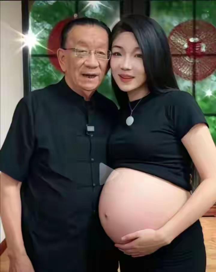 晚节不保啊。晚节不保啊……侯大师[祈祷][捂脸哭]