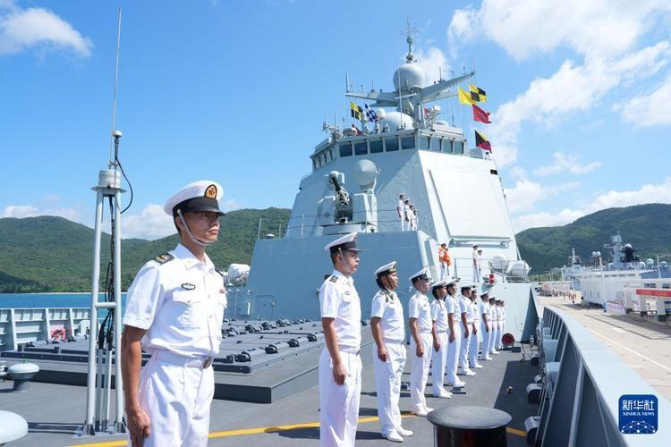 当兵就选海军，肯定没错。到海军队伍里走一圈，就会发现初级士官（下士、中士