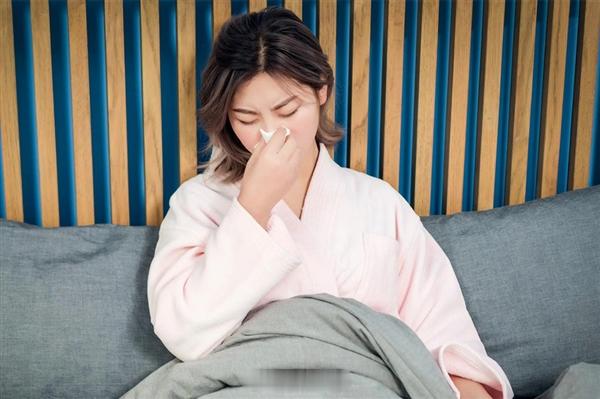 【专家回应流感排毒期有多长：流感排毒期多为3到7天】据央视新闻报道，有专家介绍