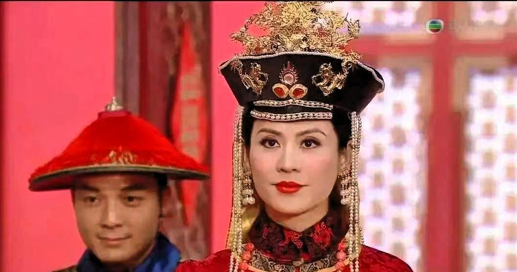 1834年，52岁道光皇帝陪着全贵妃吃晚膳，他看着旁边侍奉的18岁宫女，长得俊俏