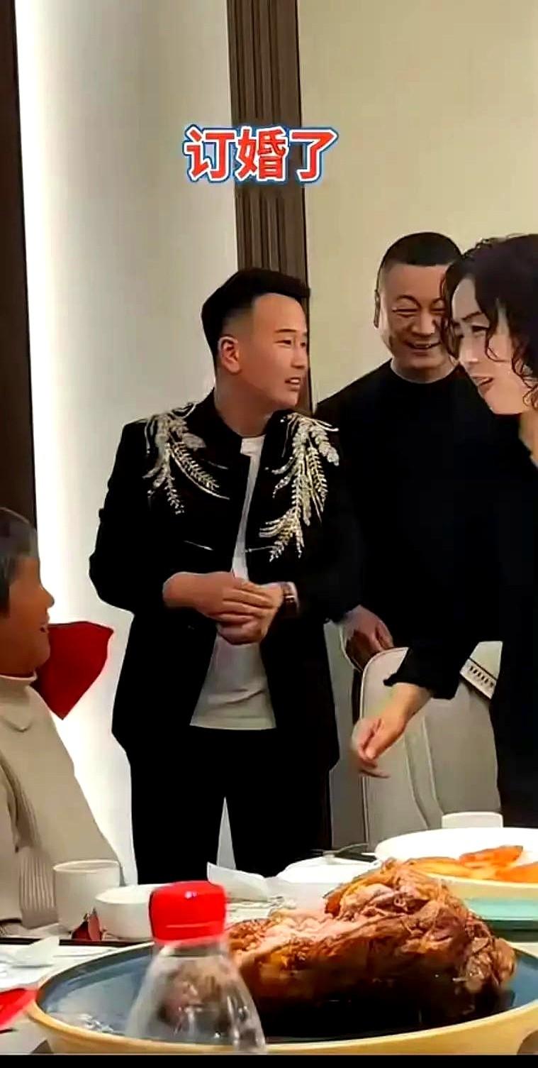 陈亚男真订婚了，这次不是旧闻！别再传那些2022年、2023年的老图了，人家