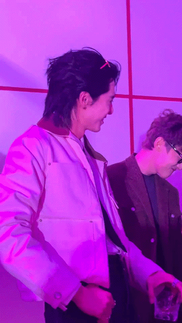 必须说，LV你太会选代言！LV四位贵公子在一起的画面实在是太顶了，果然是考虑到了