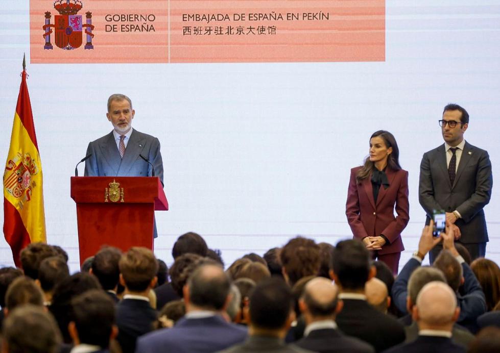西班牙国王与王后压轴行程，出席西班牙侨民招待会！11月13日费利佩国王和莱蒂齐亚